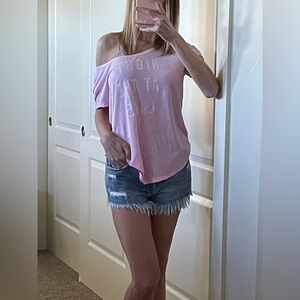 NWOT A&F off the shoulder tee 💕